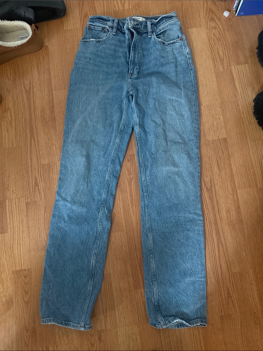 Abercrombie 90s Straight High Rise Denim